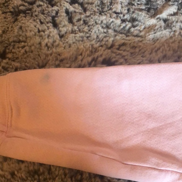 2/$25🤩🤩champion sweater - Picture 2 of 2